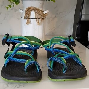 CHACO SANDALS FOR WOMEN